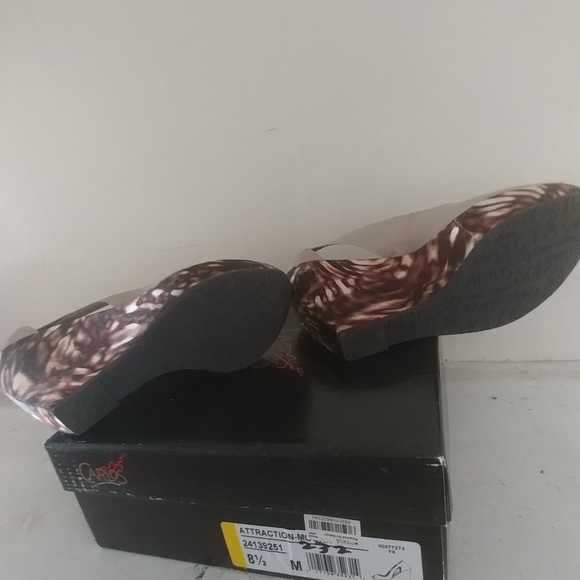 Carlos Santana Attraction 8.5 Wedge heel bootie - Picture 3 of 4